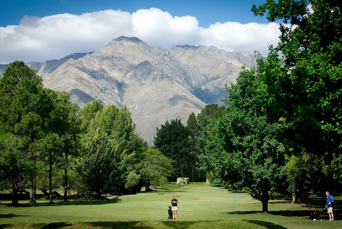 Golf en Villa Yacanto. Turismo en la provincia de Córdoba