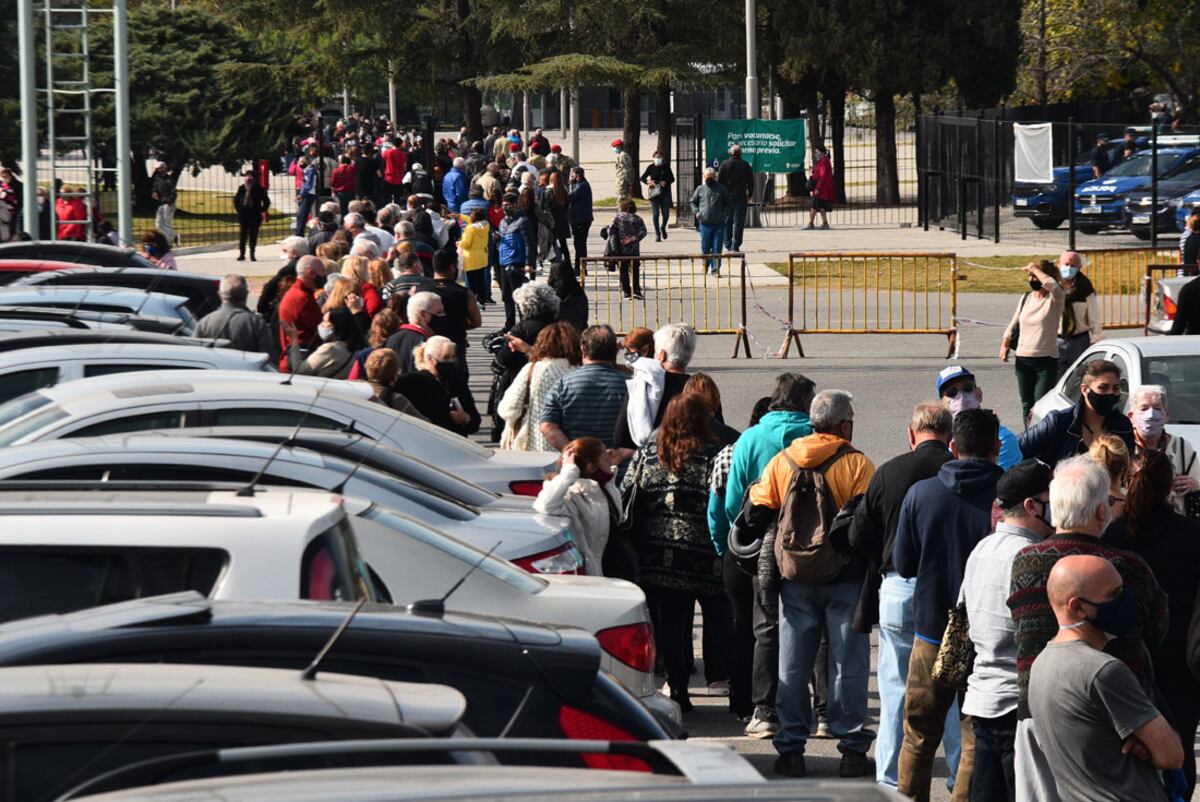 Vacunación en Córdoba: superaron las 900 mil dosis aplicadas