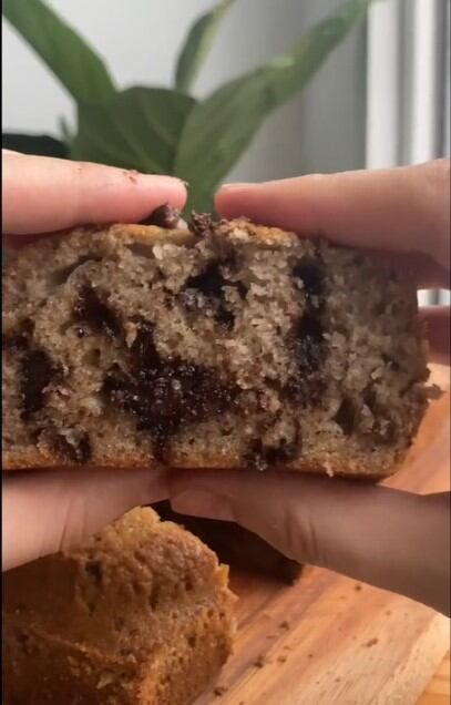 Cómo hacer un budín de banana y chocolate