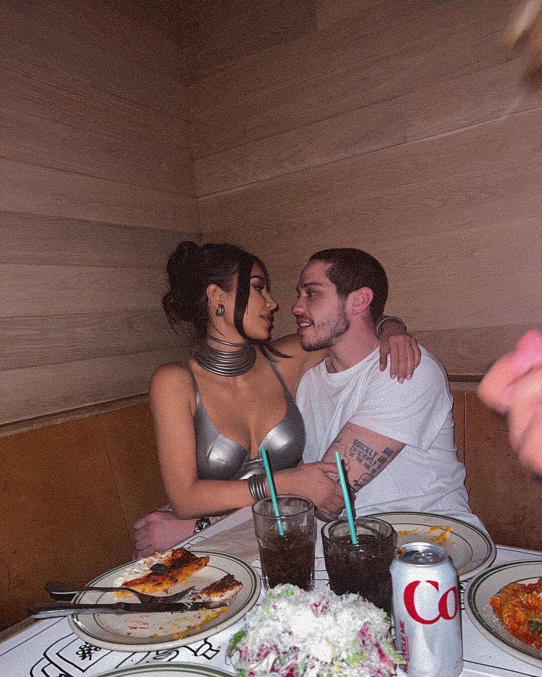 Kim Kardashian junto a su novio, Pete Davidson