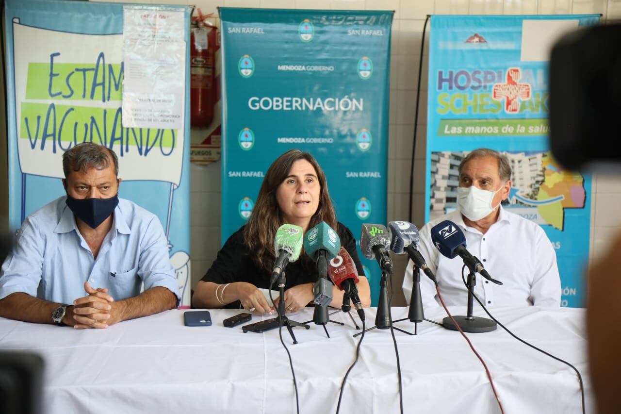 Ana María Nadal durante el lanzamiento del plan de vacunación contra el Covid en el sur mendocino. 