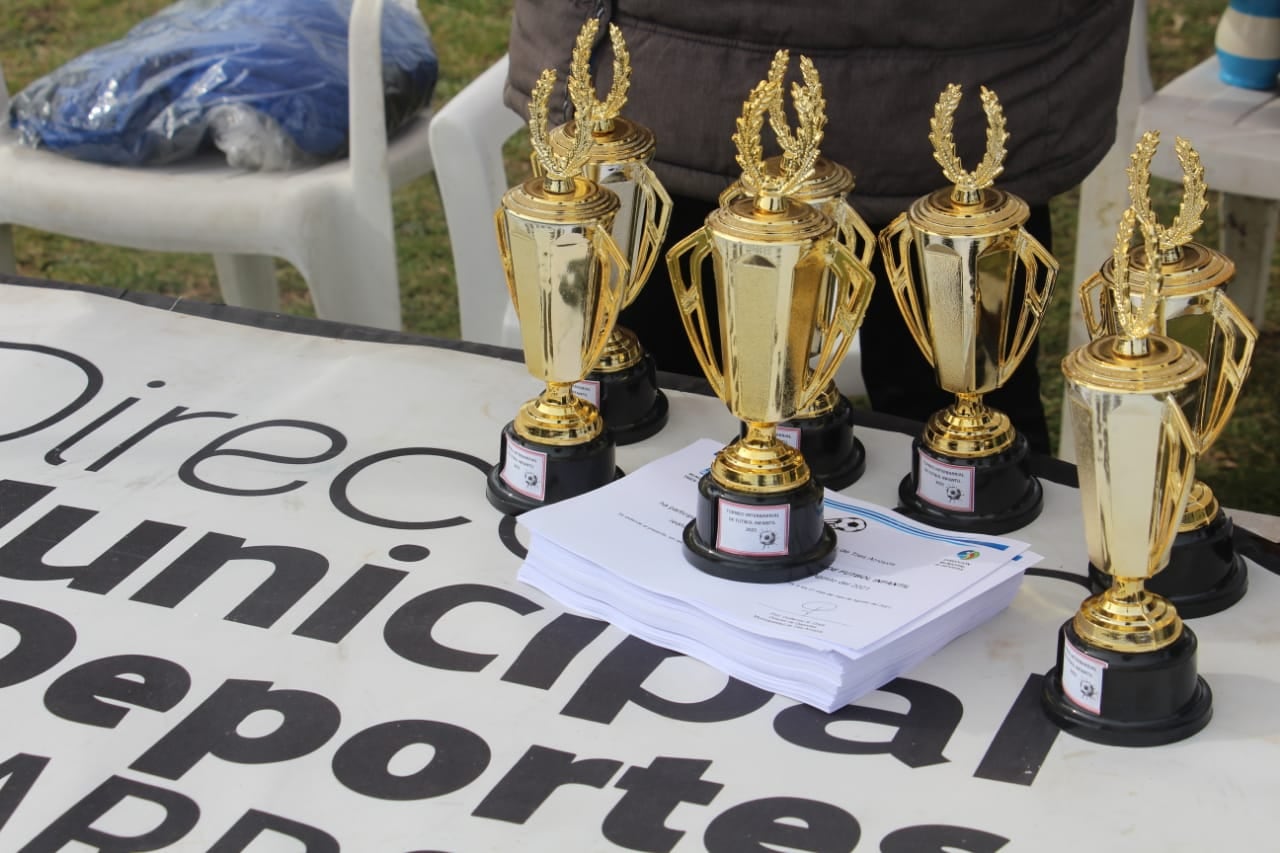 Encuentro barrial de fútbol infantil