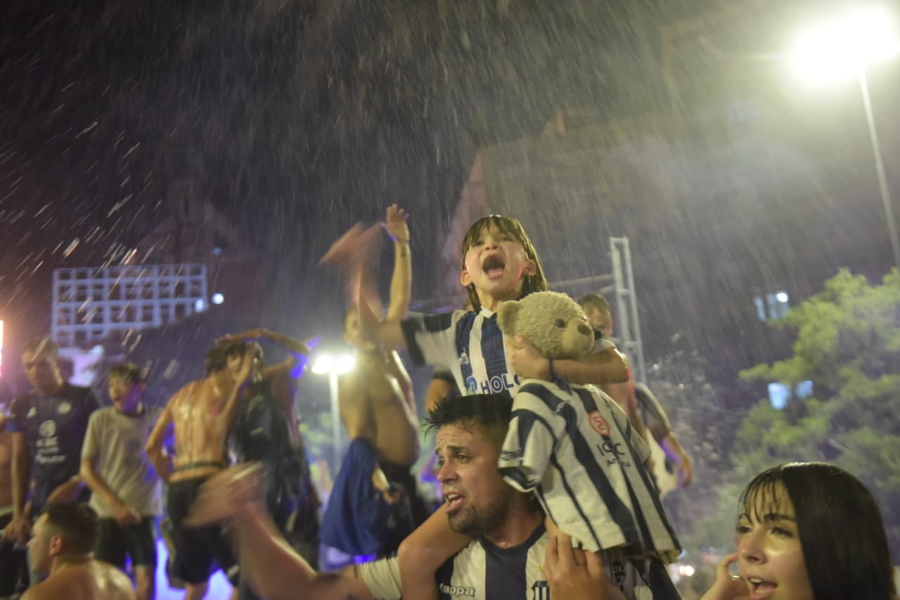 Festejos en Córdoba de los hinchas de Talleres (Javier Ferreyra/La Voz)