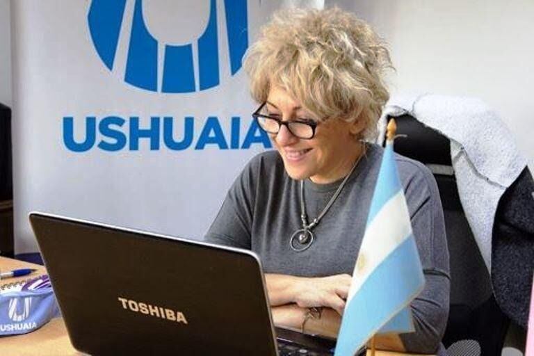 Secretaria de Cultura y Educación de la Municipalidad de Ushuaia, María José Calderón.