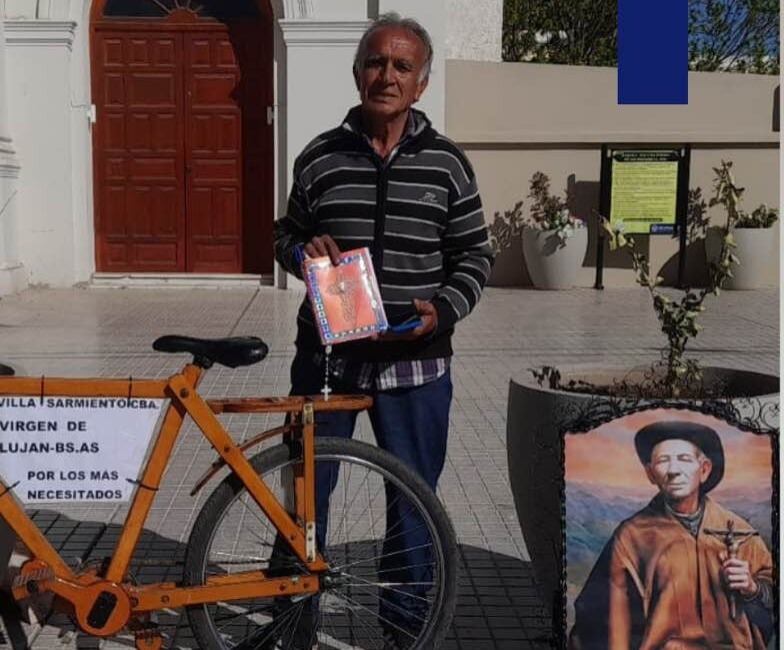 Walter viajará en bici de Córdoba a Luján para cumplir una promesa.