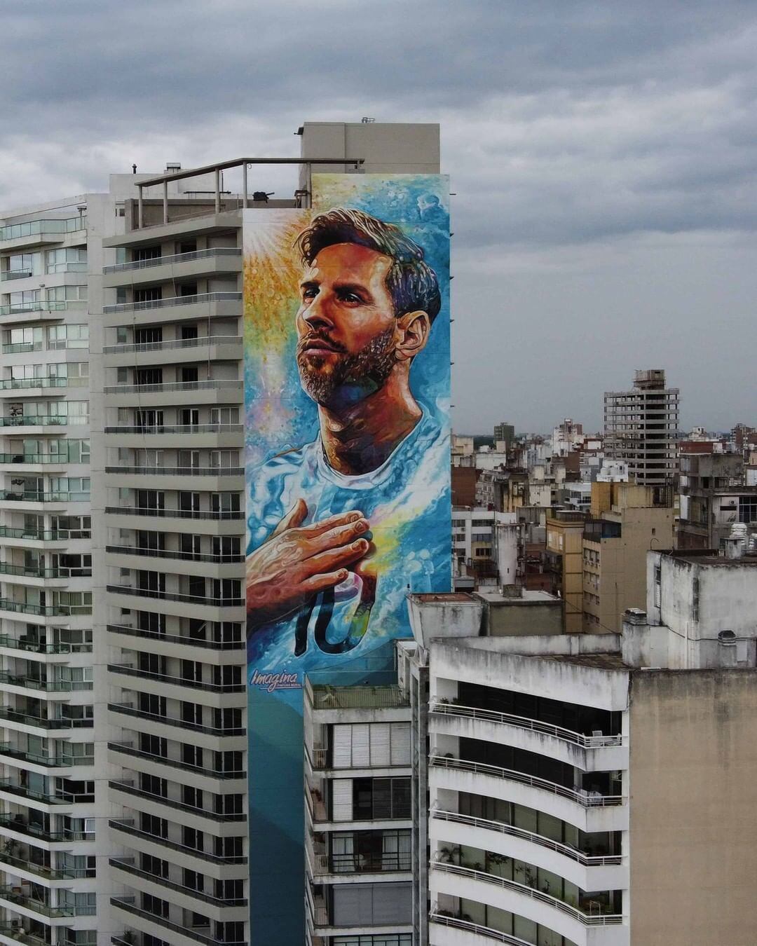 Este lunes inauguraron en Rosario un mural de 69 metros en homenaje a Messi.