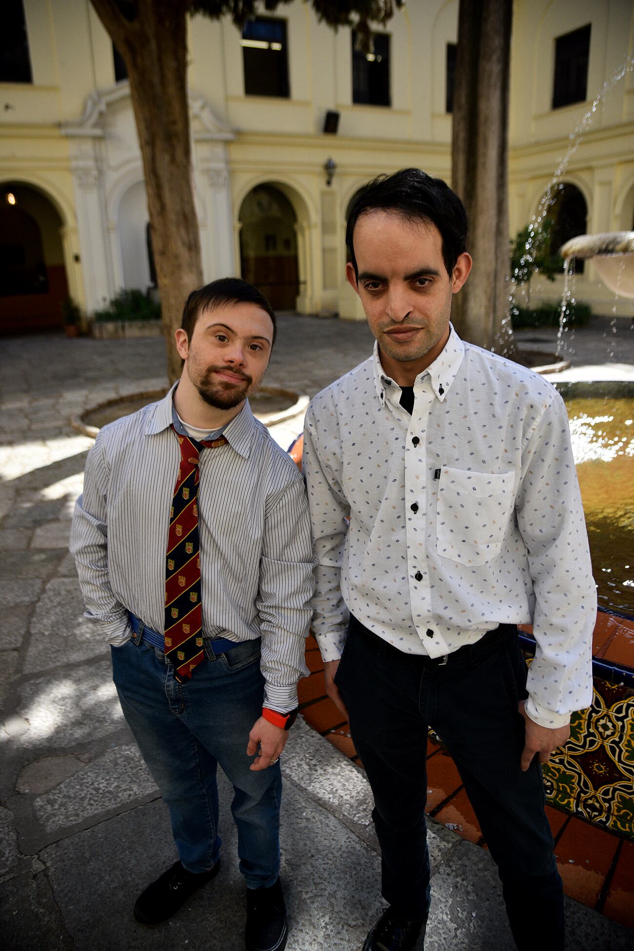 Con ganas de superarse día a día, Joaquín y Germán rindieron un concurso y ocuparán cargos no docentes en el Monserrat. 