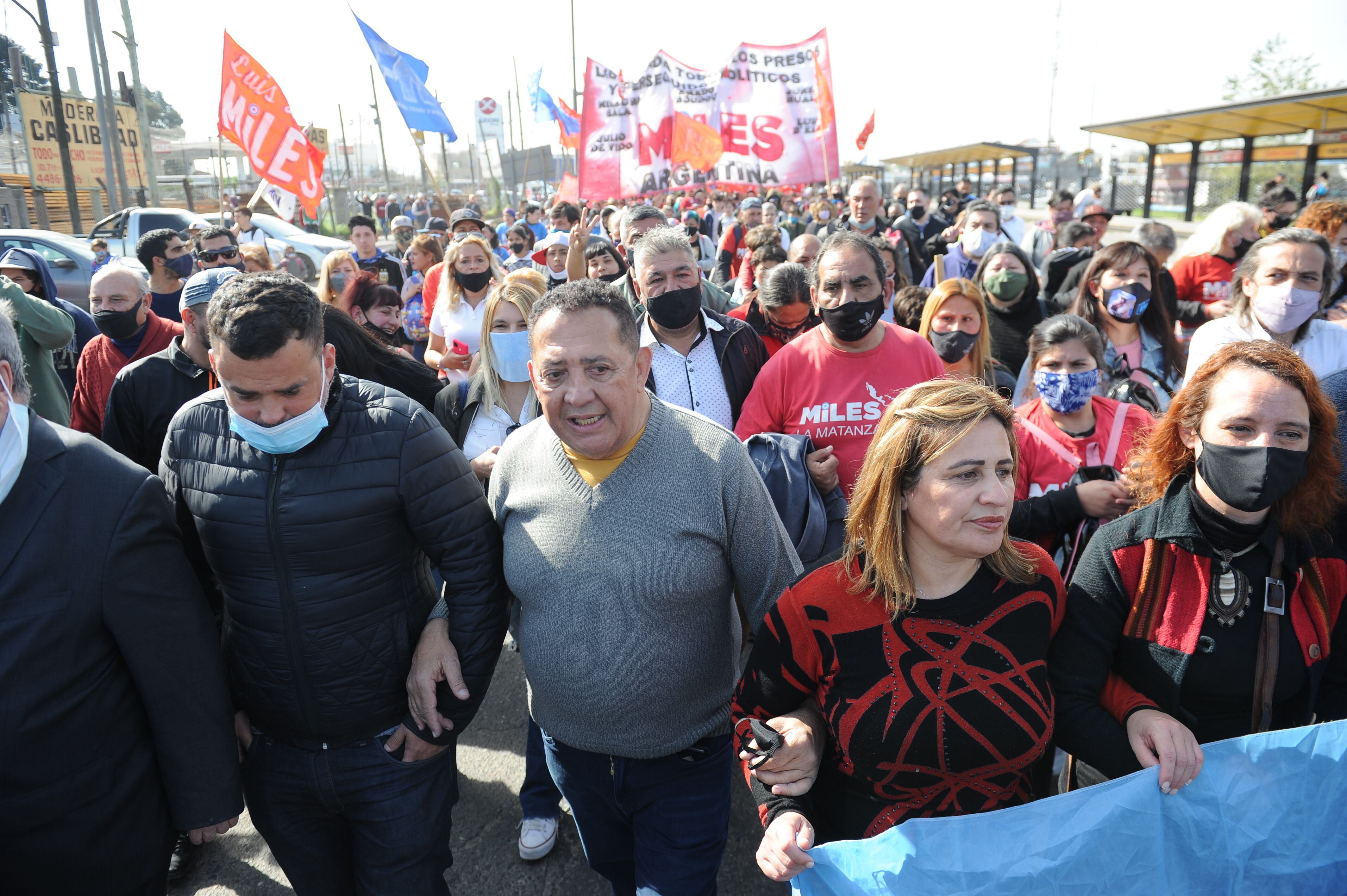 Marcha de apoyo a Luis D'Elia, que quedó en libertad condicional.
