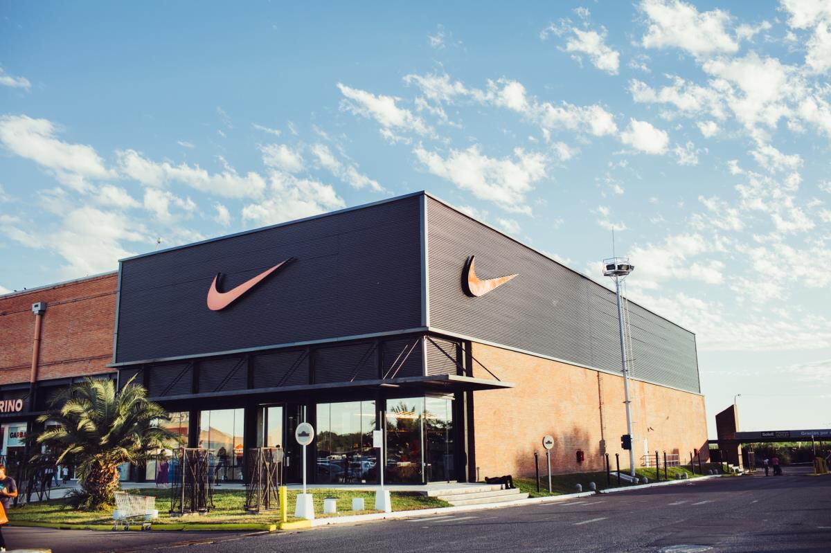 Local de Nike en el Soleil Premium Outlet