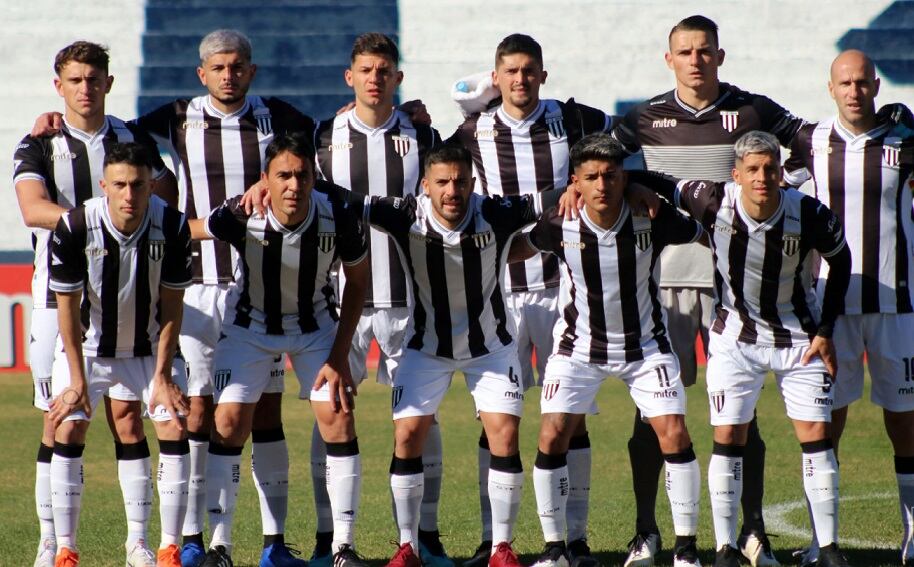 Gimnasia líder de la Zona A del torneo Primera Nacional.