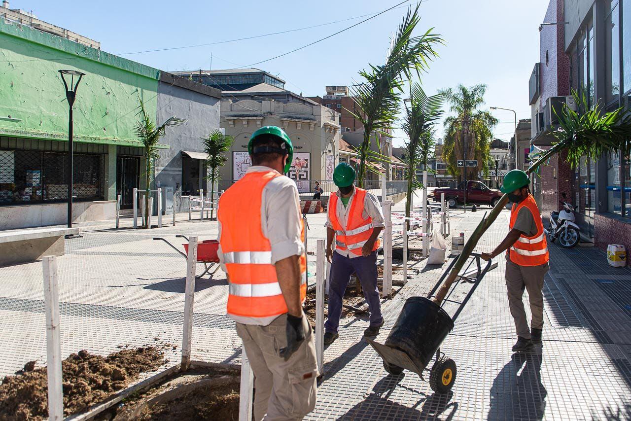 Obras en la peatonal de Paraná