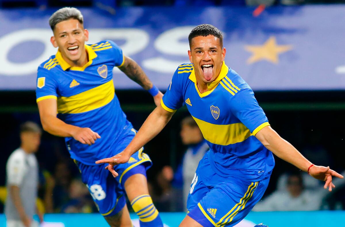 El gol de Morales que abrió el partido para Boca ante Vélez