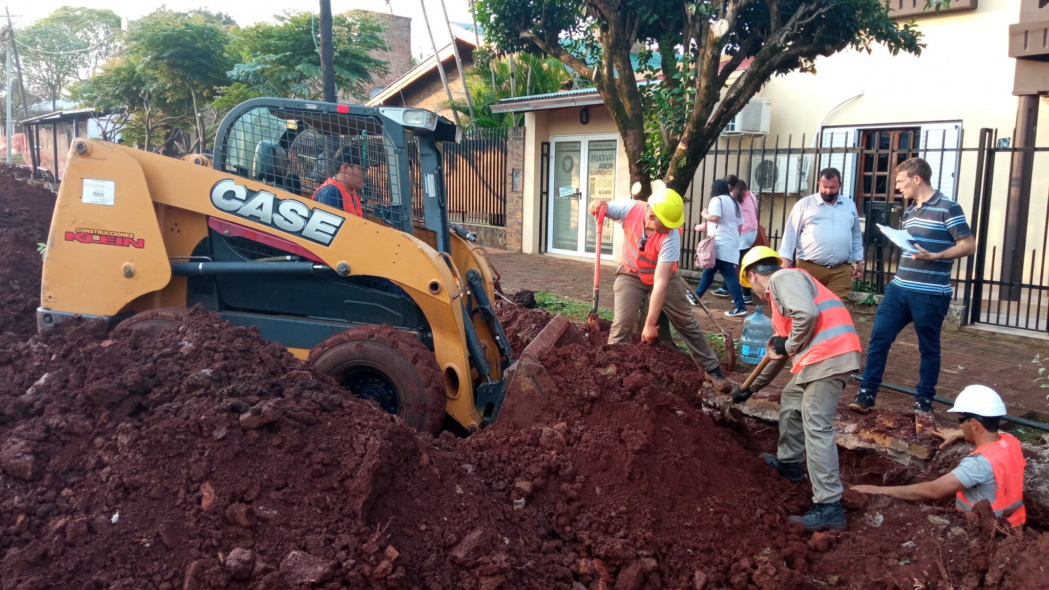 Avanzarían en la presencialidad plena en Misiones una vez completadas las segunda dosis al grupo de 12 a 17 años