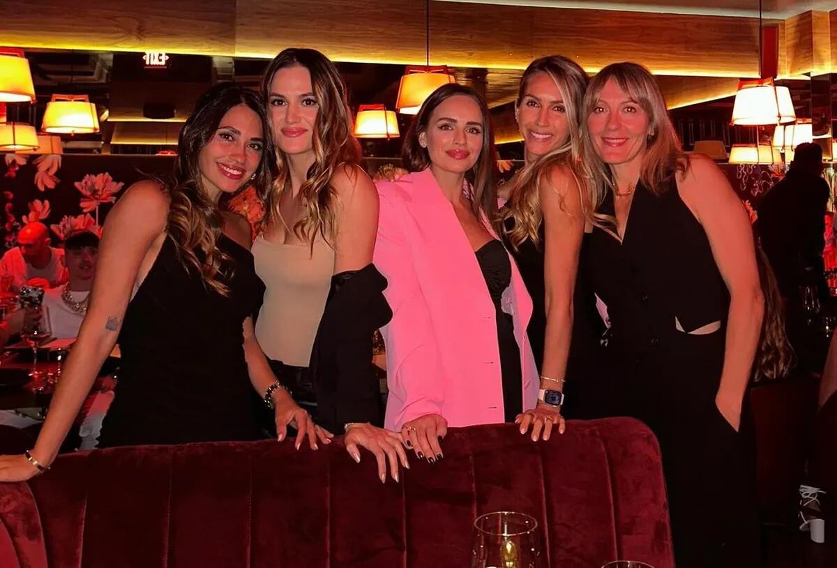 Antonela Roccuzzo y Leo Messi fueron a Papi Steak, un exclusivo restaurante de Miami Beach