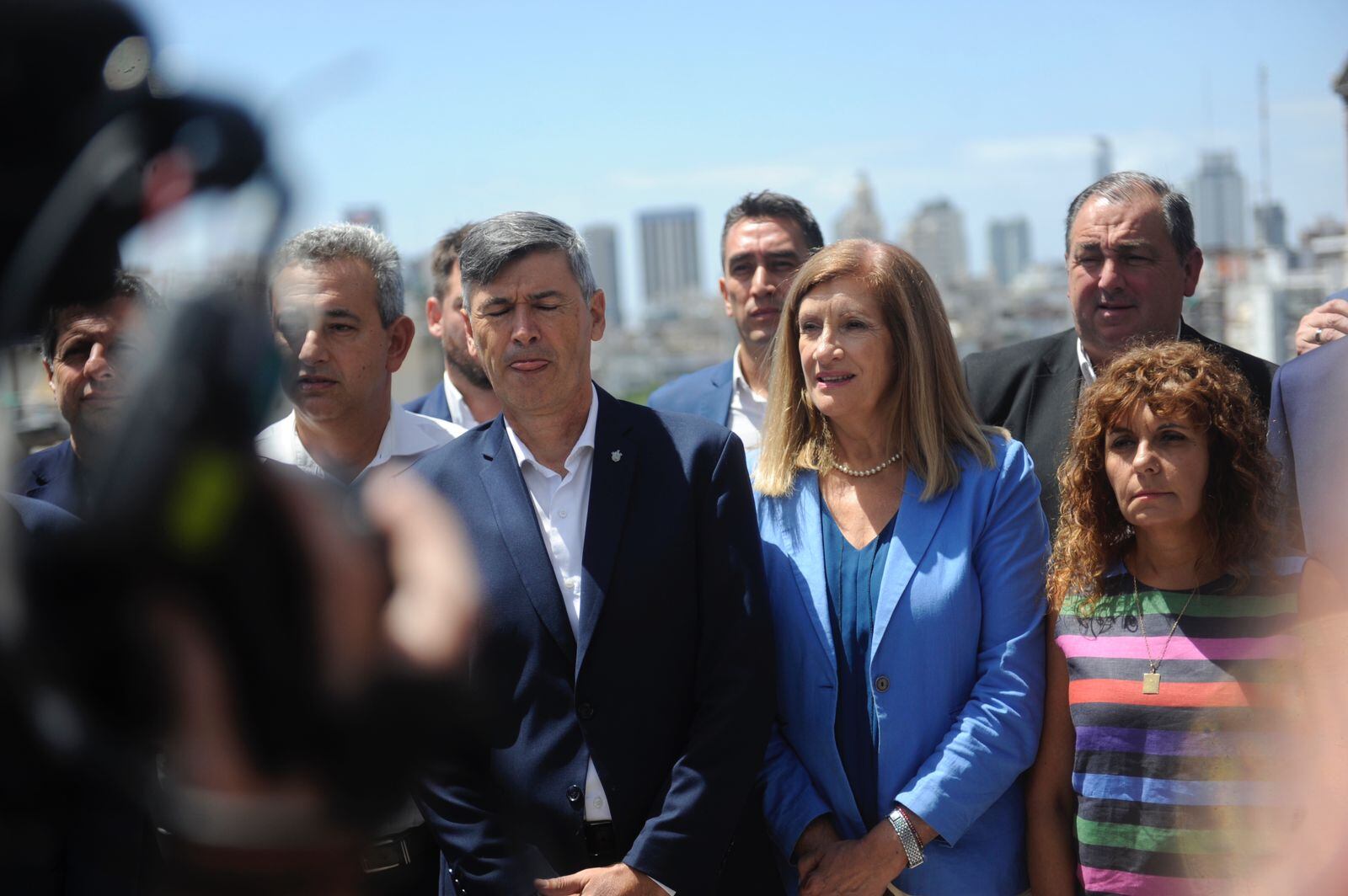 El intendente de Córdoba Daniel Passerini se reunió en Buenos Aires con otros intendentes para tratar el tema del recorte a los subsidios al transporte.  (Federico López Claro)