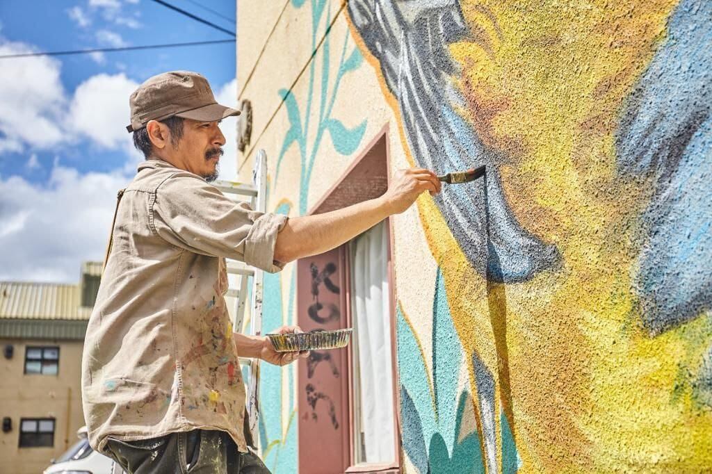 4 nuevos murales en el barrio de las 245 Viviendas.