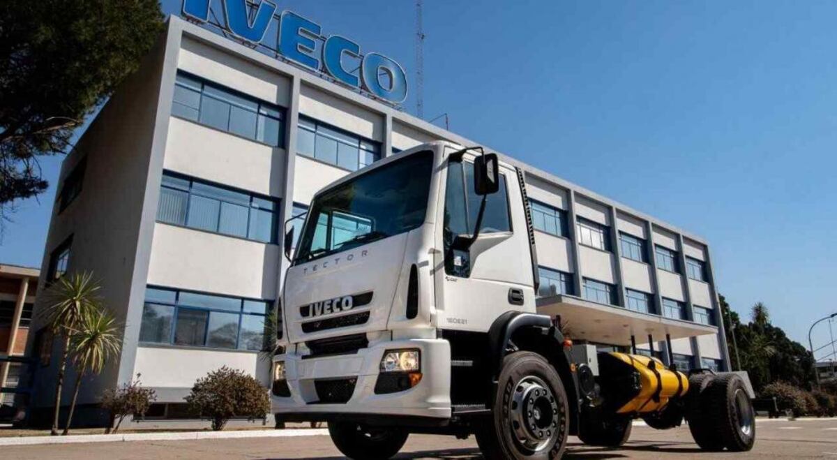 Trabaja para Iveco en Córdoba, reveló la caja navideña que le dieron y se hizo viral