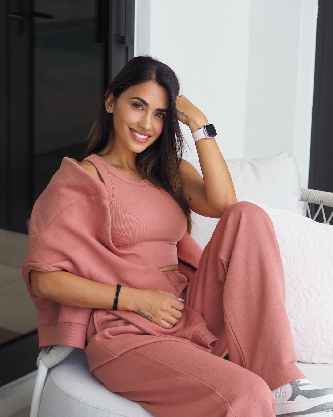 Este es el look que compartió hace poco Antonela Roccuzzo en Instagram.