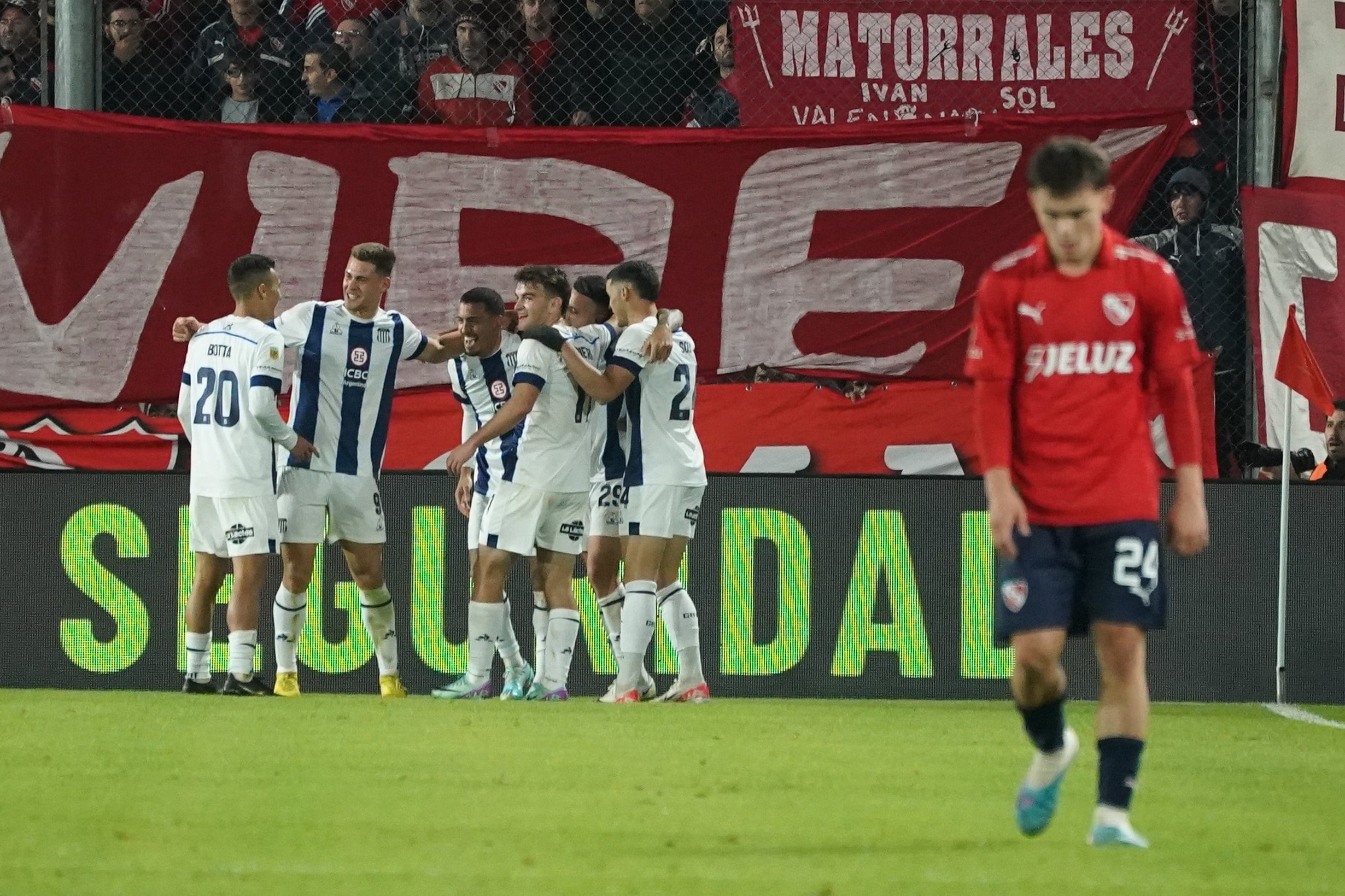 Independiente vs Talleres (Clarín)