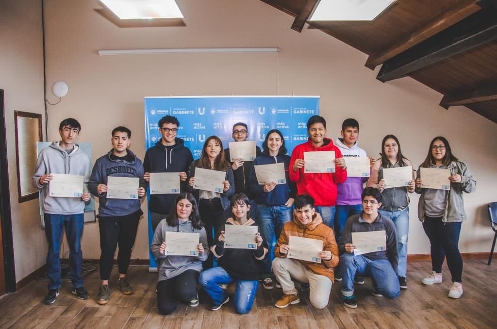 La Municipalidad entregó certificados a los alumnos que realizaron pasantías