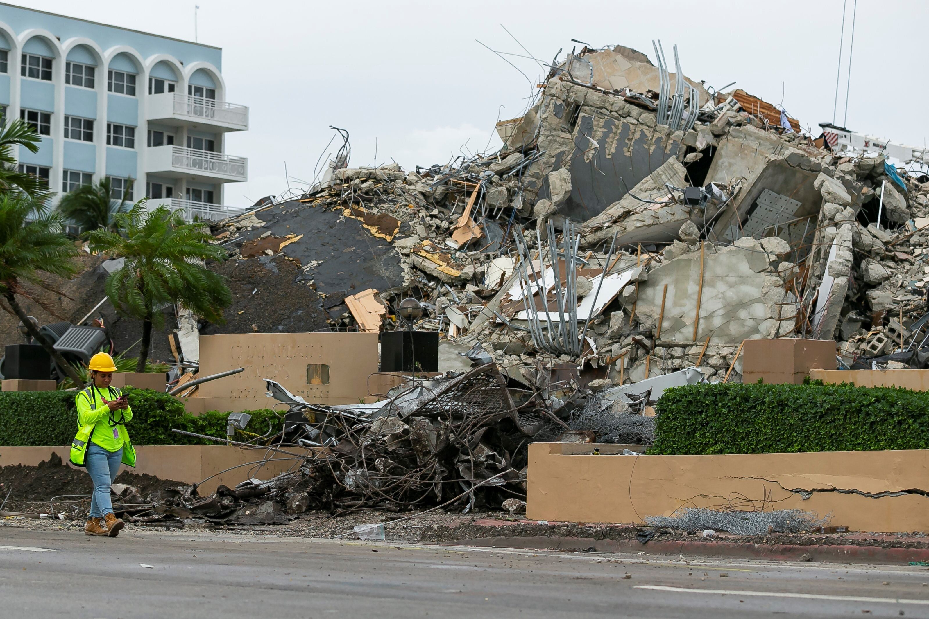 Los muertos por el derrumbe de Miami fueron 98