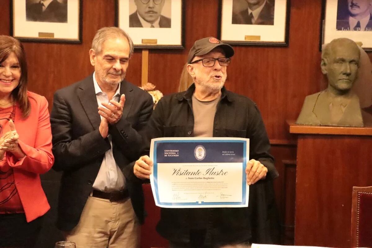 La UNT distinguió a Baglietto y Vitale y reconoció a Guersman