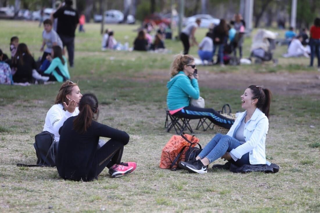 Festejo por el Día del Estudiante en el parque Yrigoyen.