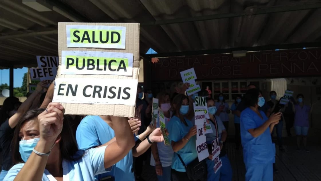 Los profesionales del Hospital Penna se manifestaron debido a la situación crítica del Servicio de Emergencias.