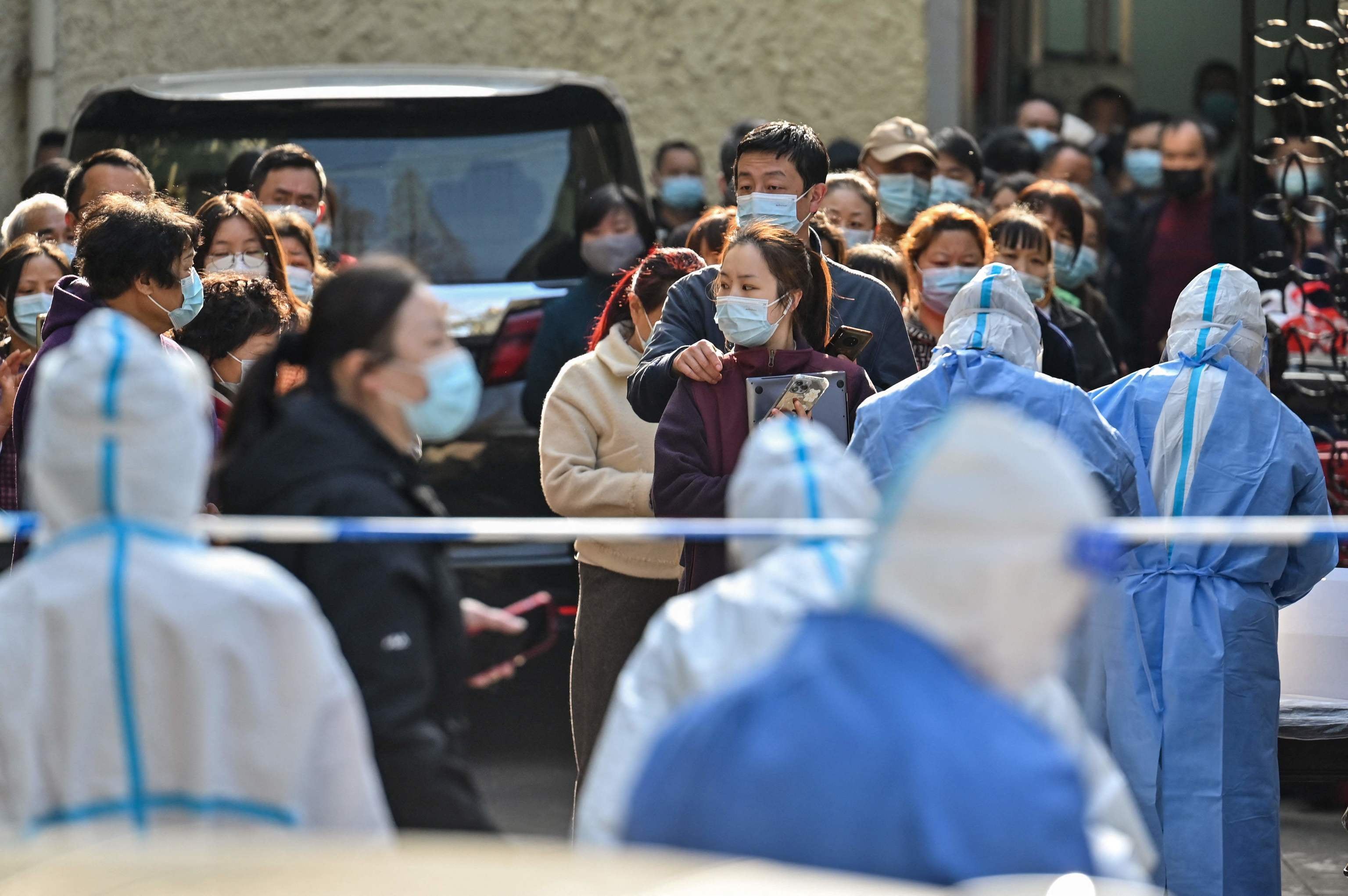 La amenaza mayor actual en China radica en la subvariante BA.5.2 de Ómicron, mucho más contagiosa. 