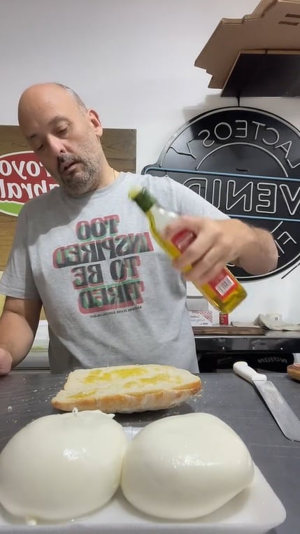 El sándwich de burrata de El Pelado del TikTok