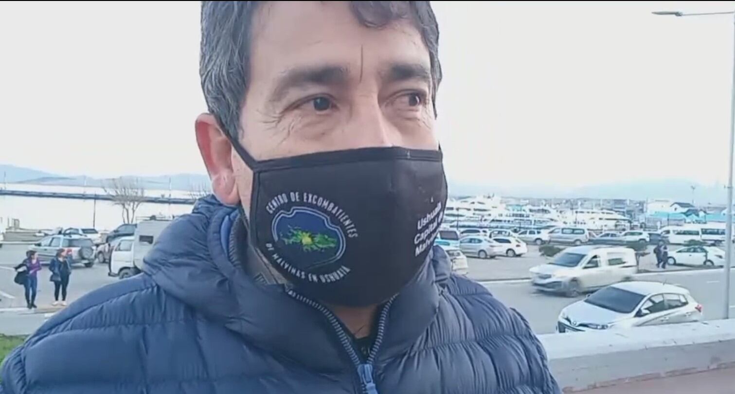 Marcha de antorchas - VGM Daniel Arias, secretario de Asuntos Malvinas de la Municipalidad de Ushuaia.