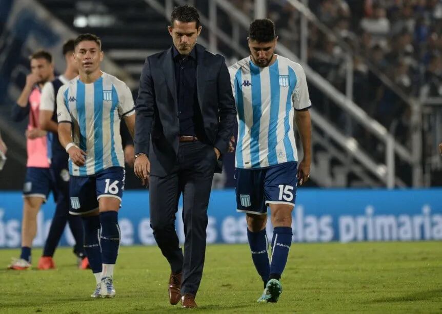 El Racing de Gago no tiene el mejor presente futbolístico.