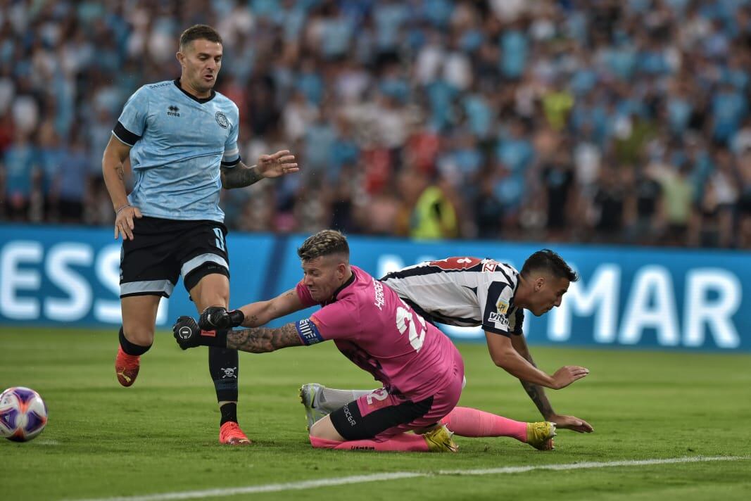 Fotografías del amistoso que jugaron Talleres y Belgrano el 21 de enero de 2023 en el marco de la pretemporada. (Facundo Luque y Pedro Castillo)