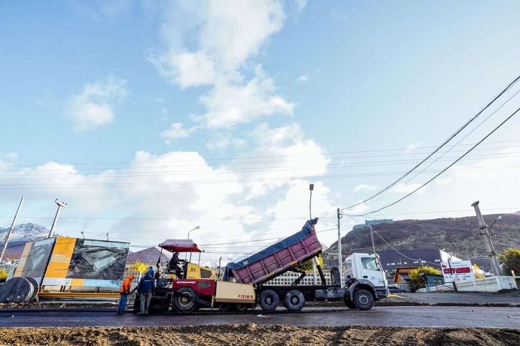 Ushuaia: quedó habilitado el tránsito en el puente sobre el arroyo Grande