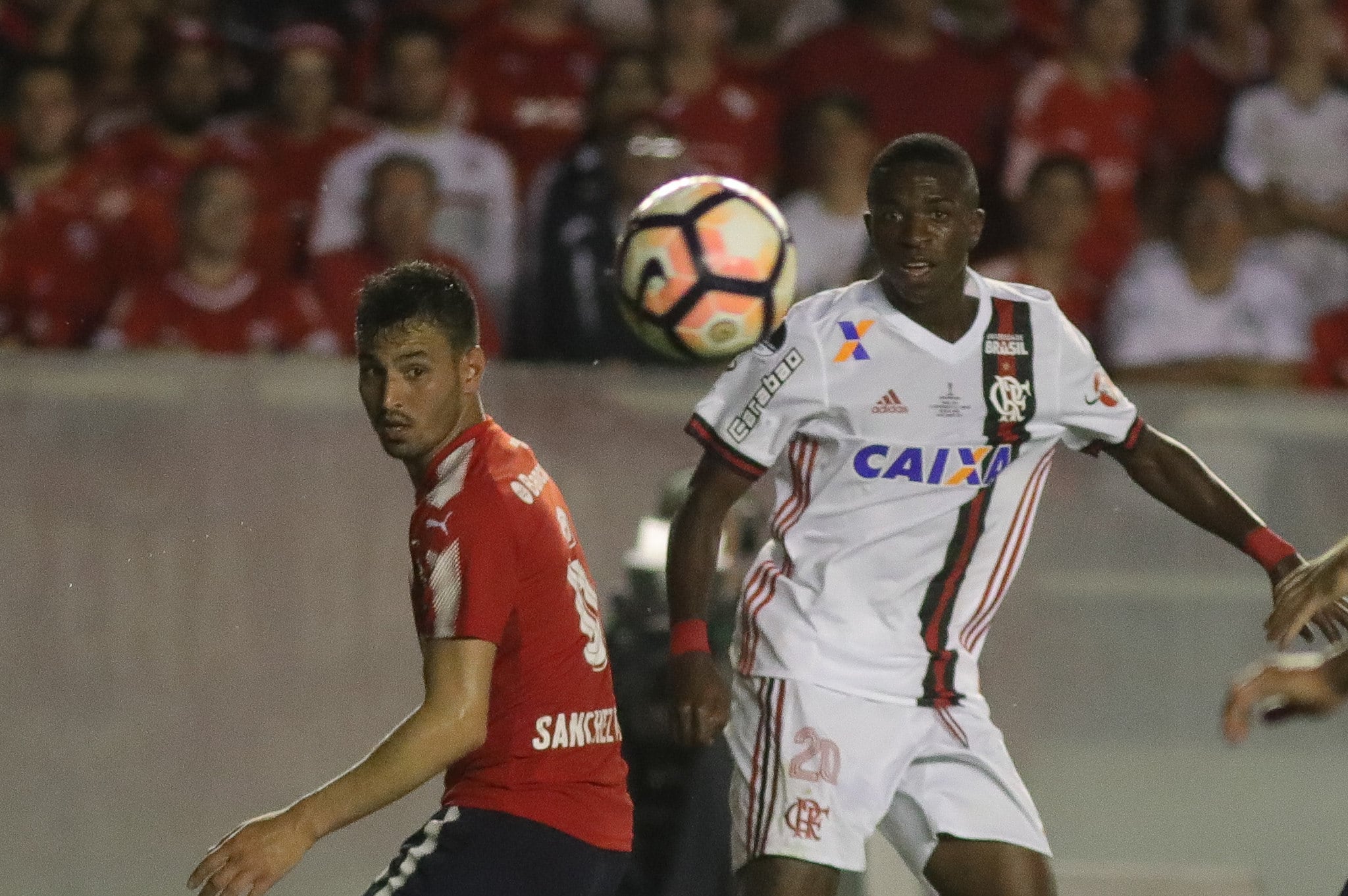 Vinicius Jr perdió la final de la Copa Sudamericana con Flamengo contra Independiente.