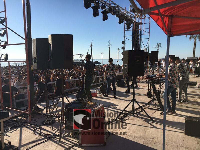 Los Totora pusieron a bailar a un gran público en Puerto Mbiguá