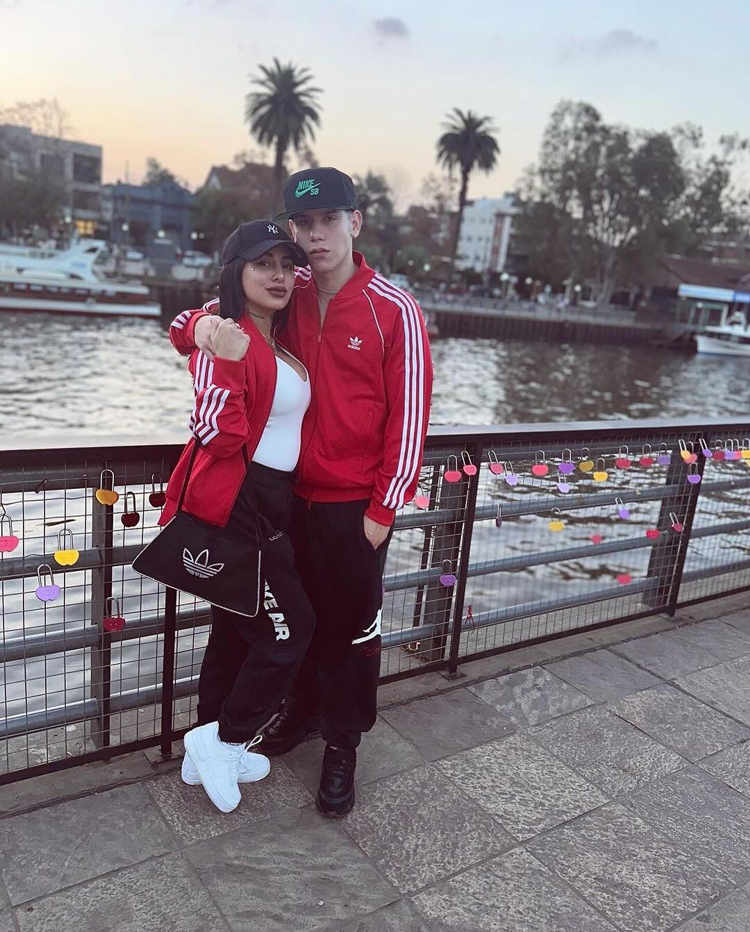 Tamara Báez junto a su novio actual