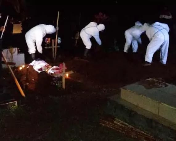 Dolorosa equivocación: sepultaron en Campo Viera a un hombre que debía hacerlo en Villa Bonita. Foto: María Rosa Fernández