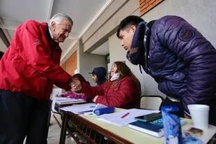 José Luis Gioja ya votó