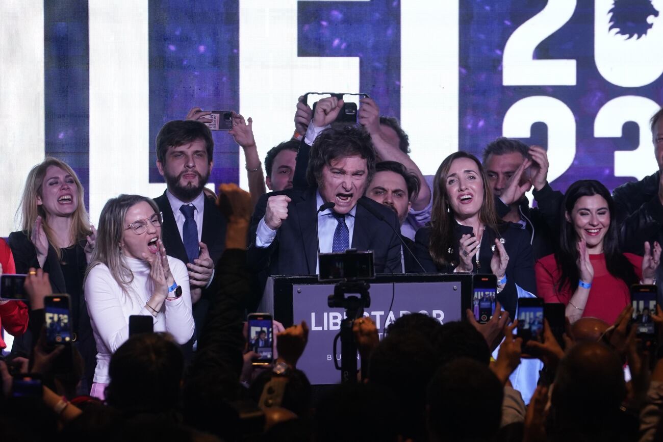 Paso 2023. Javier Milei, en el búnker de La Libertad Avanza, en el Hotel Libertador. (Clarín)