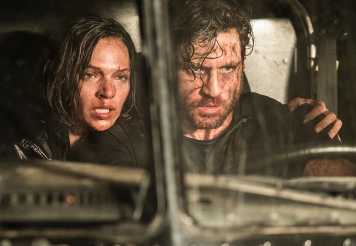Netflix: la película que desató el caos antes del fin del crimen organizado y arrasó en reproducciones