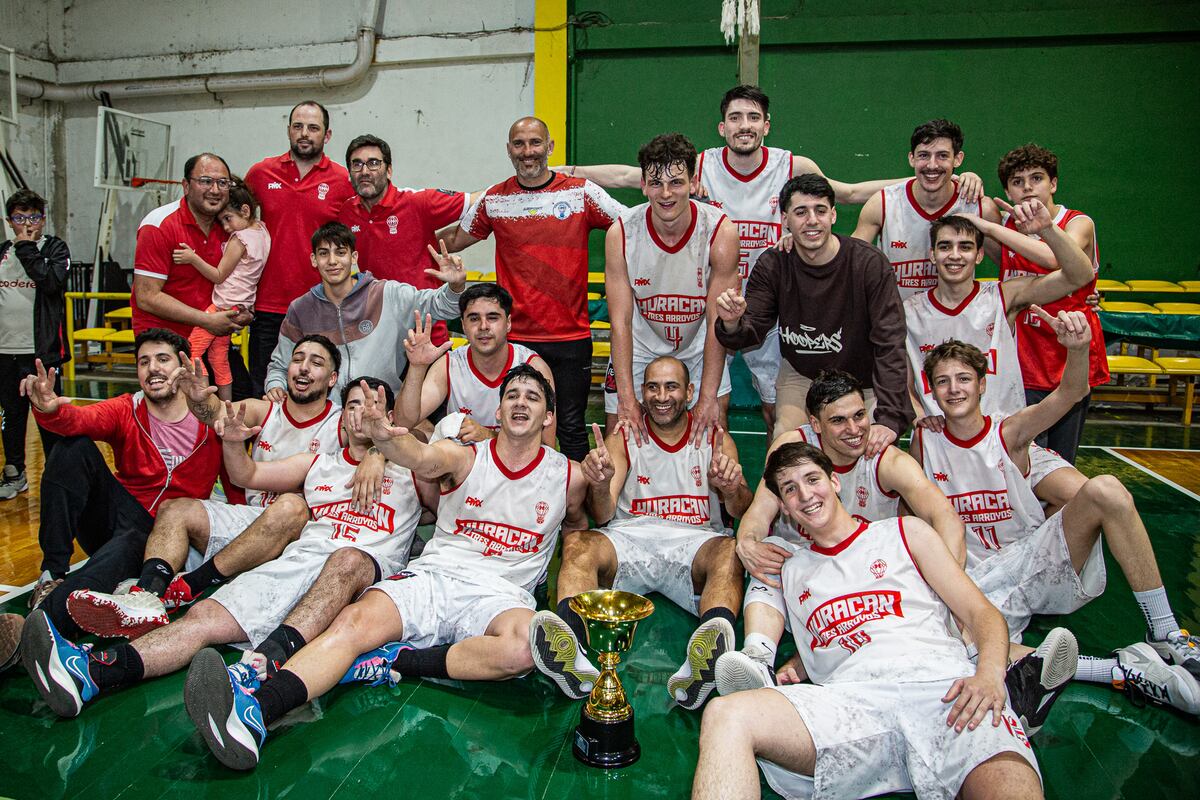 Huracán campeón del Clausura de Básquet de Tres Arroyos