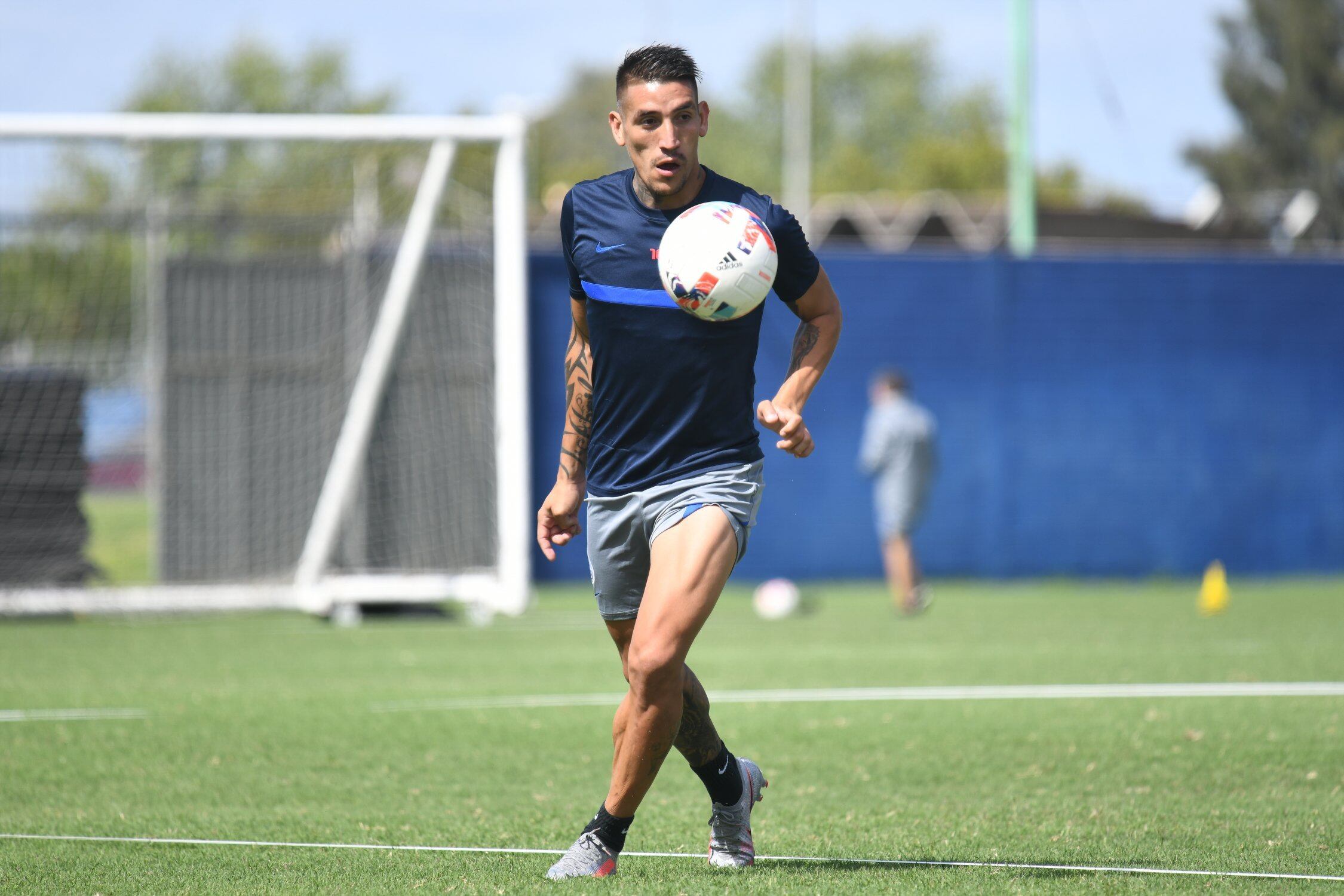 Ricardo Centurión acumula varios faltazos a las prácticas de San Lorenzo sin aviso previo.