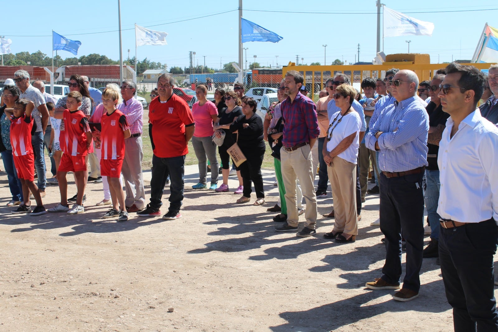 Tres Arroyos, el intendente Carlos Sánchez inaugura la hormigonera municipal