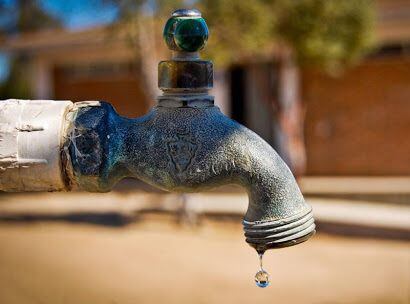 En el barrio Antiguo Centro de Eldorado reclaman faltante de agua.