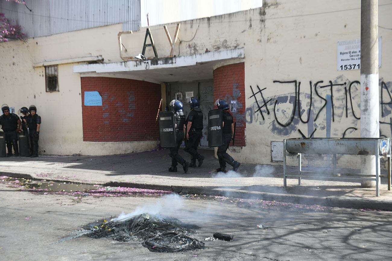 Protesta vecinal en Yapeyú pidiendo justicia por la muerte de Gabriela Pérez ( Ramiro Pereyra /La Voz)