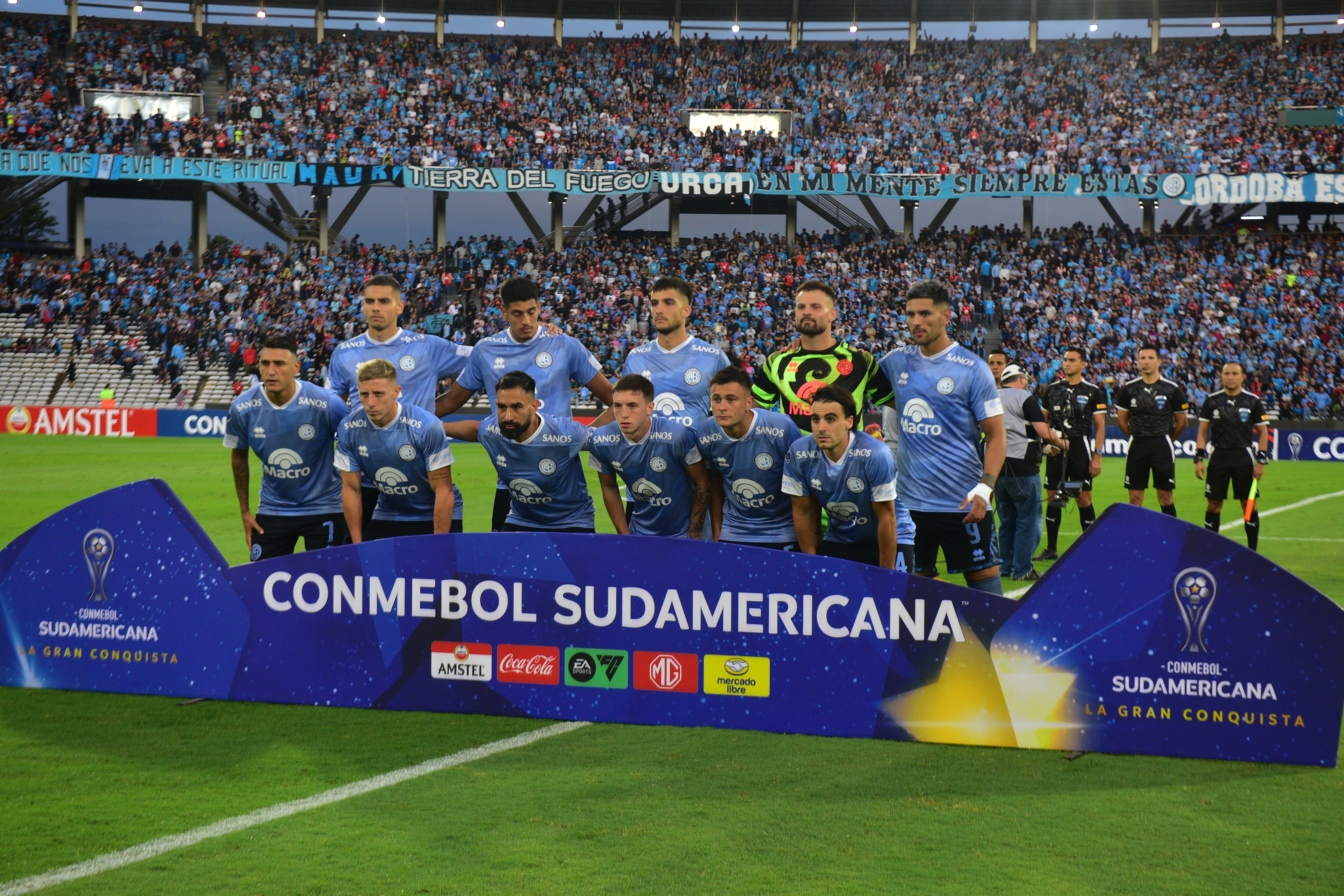 Belgrano e Inter de Brasil, en duelo por Copa Sudamericana, en el Kempes. (José Gabriel Hernández / La Voz)