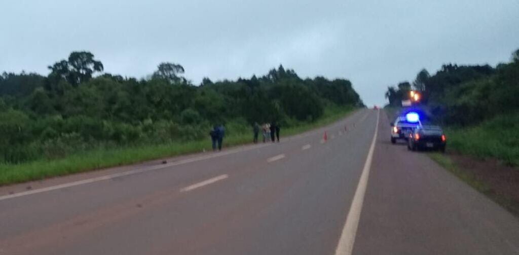 Un menor de edad alcoholizado atropelló y mató a un motociclista en Salto Encantado.