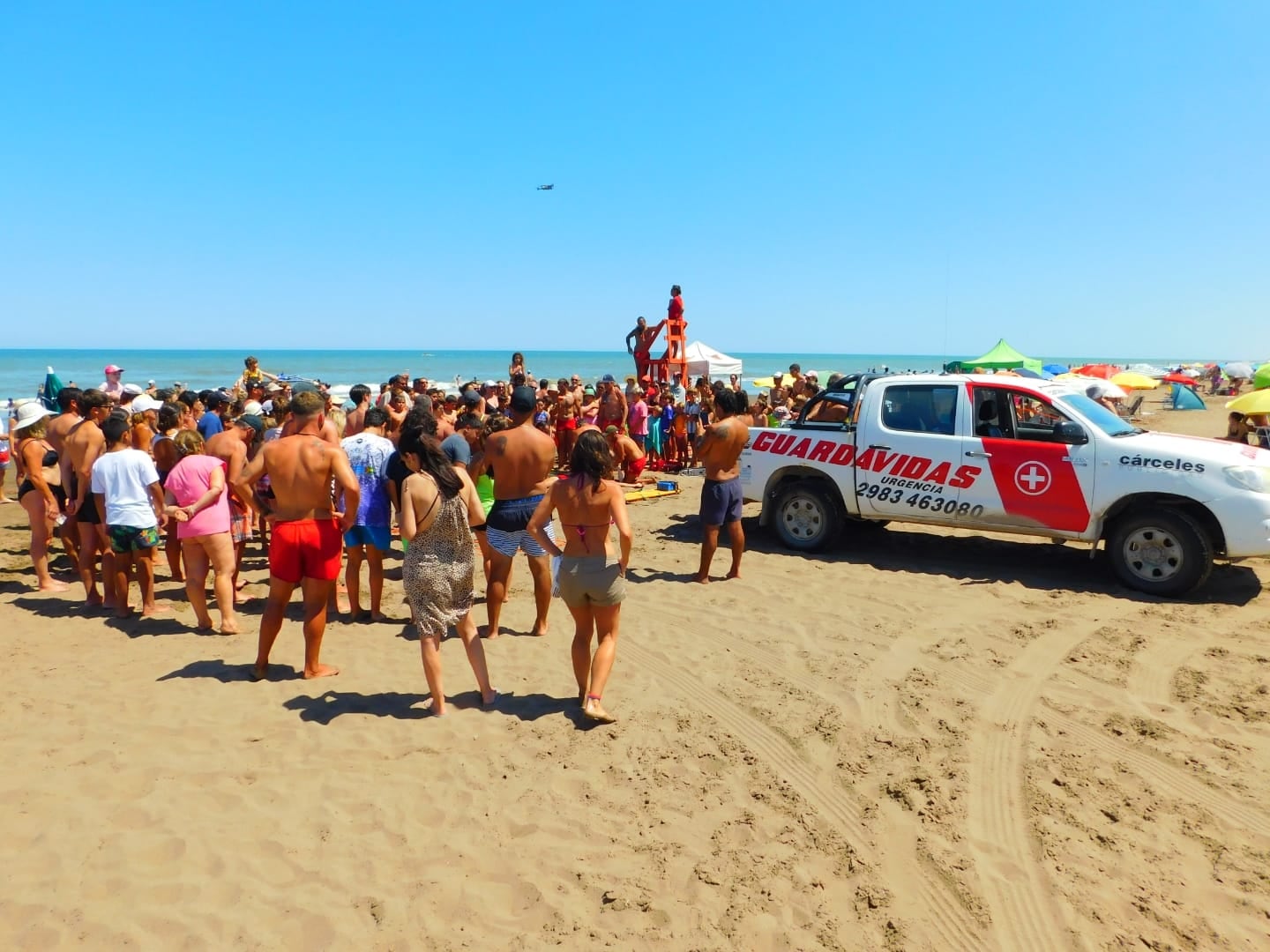 Exitosas charlas de Educación sobre el mar de los Guardavidas en Orense y Dunamar