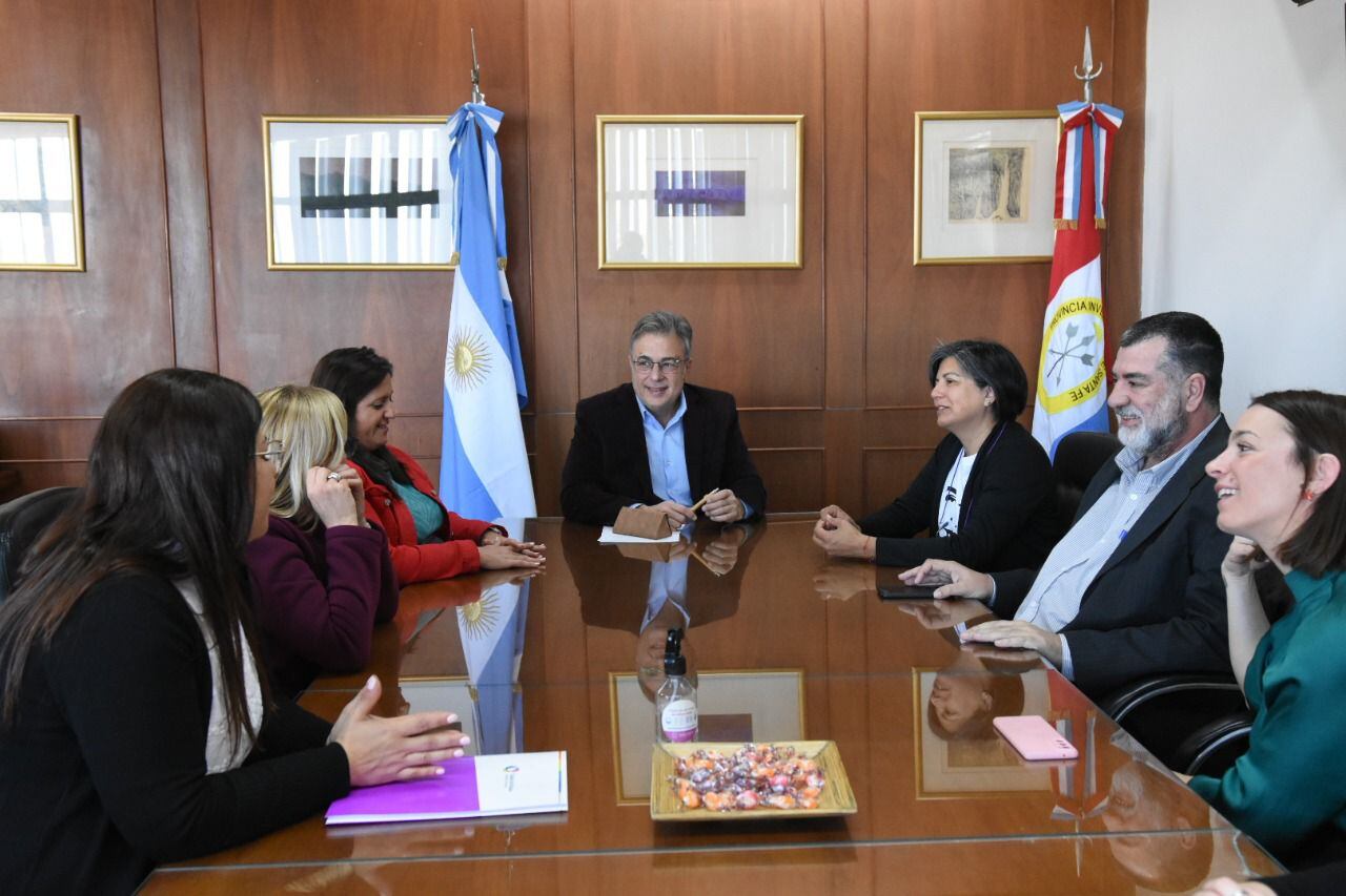 Luis Castellano recibió a los padres de Micaela García